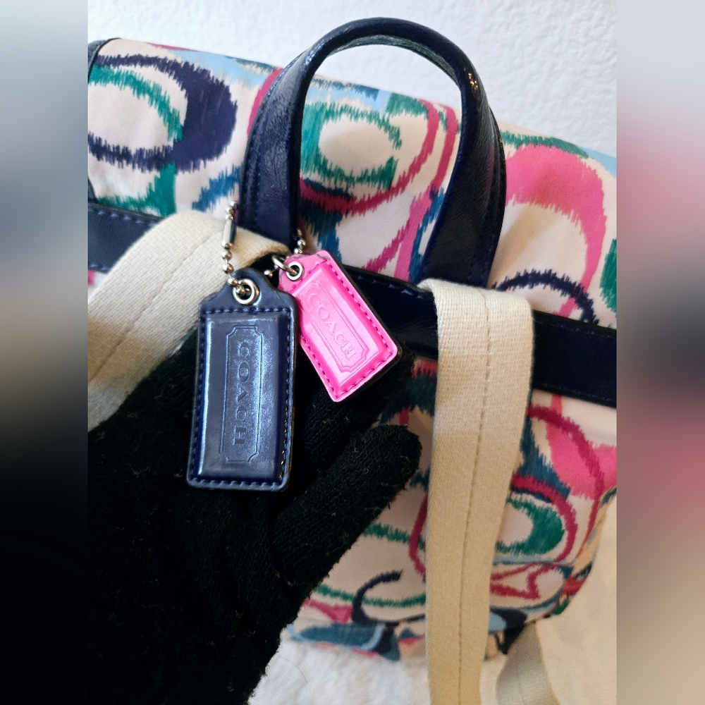 Coach Ikat Scribble Multicolor Signature Backpack Navy Trim - Picture 4 of 11